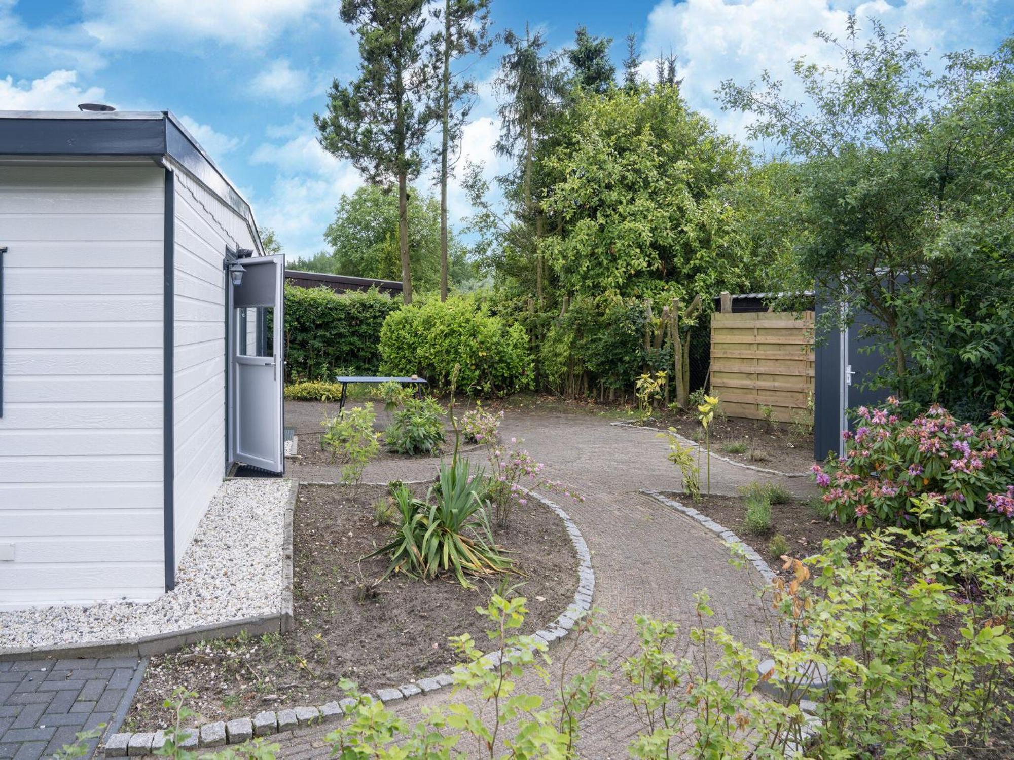 Cozy Chalet In Stegeren With A Terrace Экстерьер фото